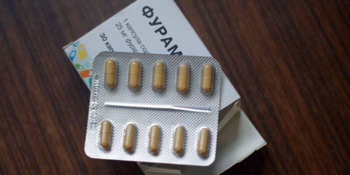 Капсулы Фурамаг в блистерной упаковке